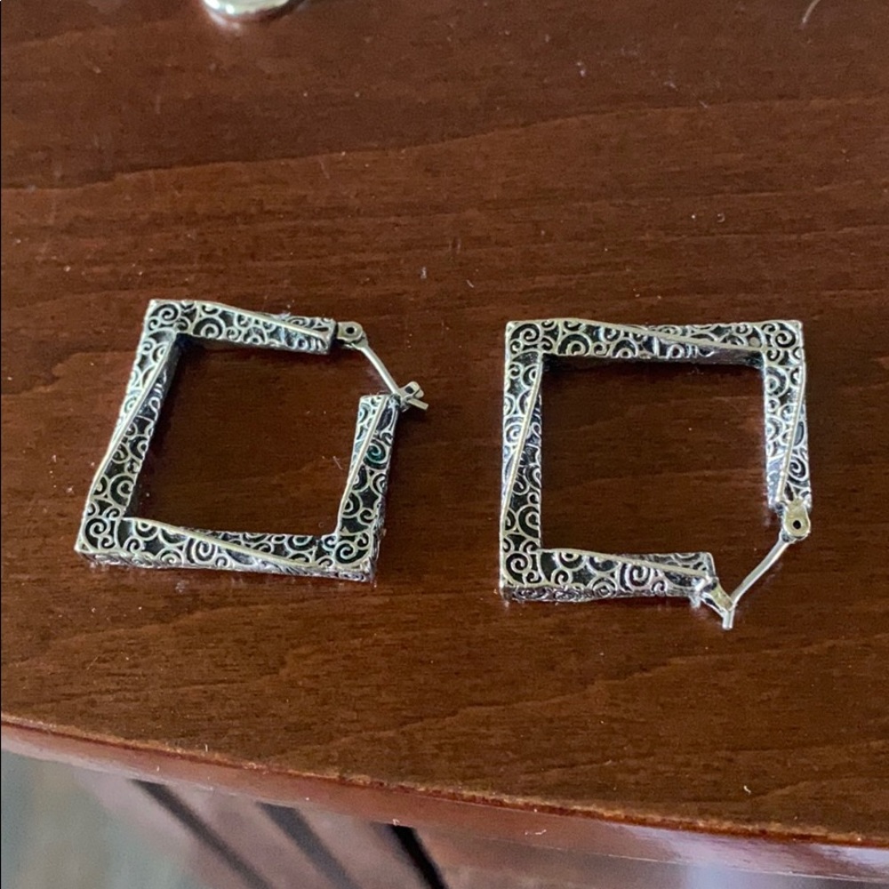 Earrings - Picture 2 of 2